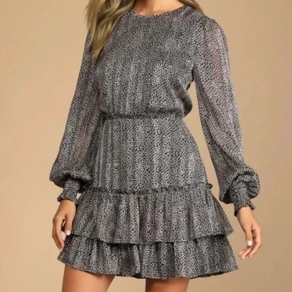 Lulus Just for Love Navy floral ruffle mini dress Size M